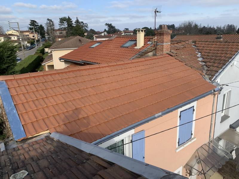 Faire vérifier l'étanchéité de sa toiture à Lyon et en Rhône-Alpes 69