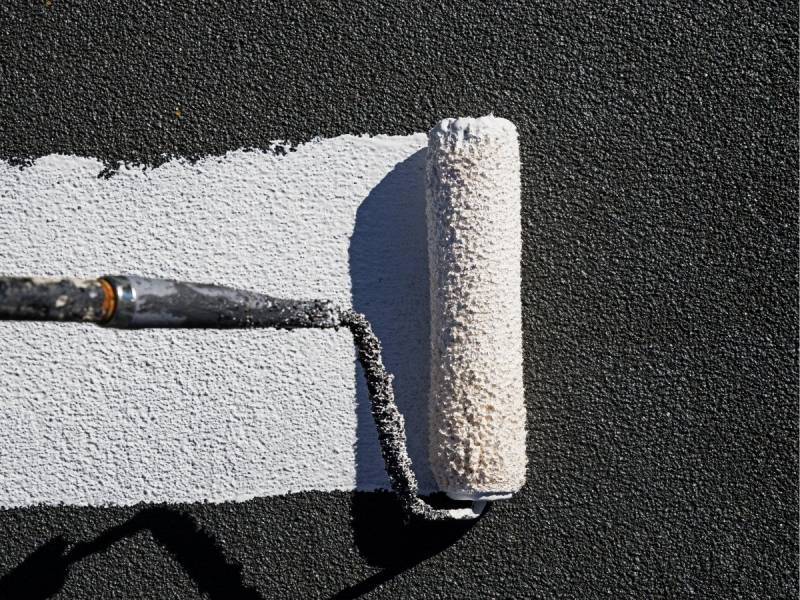 À quoi sert la peinture blanche pour toiture à Lyon et dans la région Rhône-Alpes 69 ?